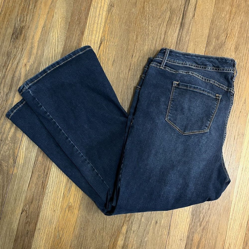 Torrid Plus Womens Plus Size Luxe Slim Boot Bootcut Jeans Dark Wash 22S 22 PET